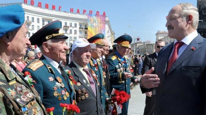  بالصور| روسيا البيضاء تحتفل بذكرى انتصارها على 