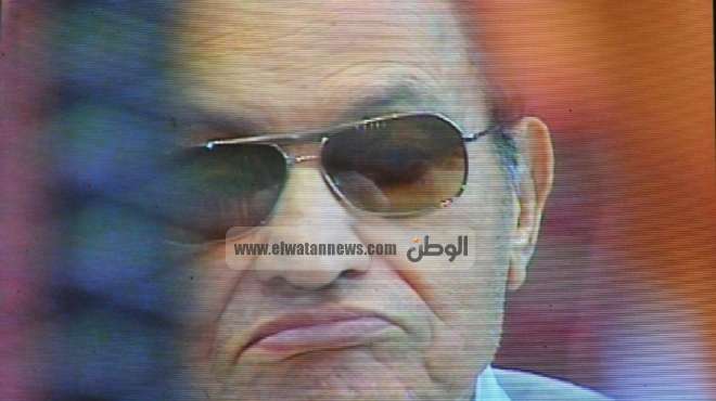  مصدر بأكاديمية الشرطة: لا نعرف سبب تأخر مبارك عن جلسة المحاكمة 