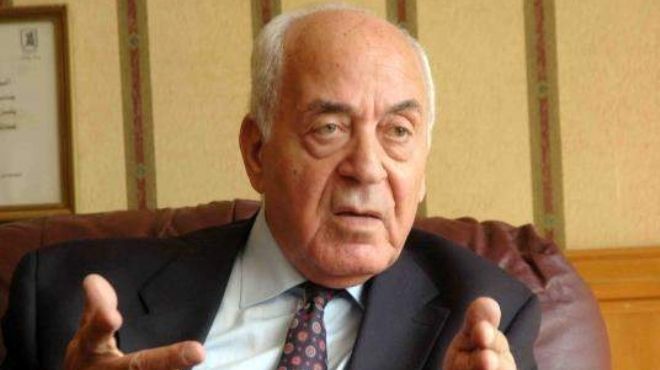 عمرو موسى في تأبين عبدالعزيز حجازي: رجل اقتصادي صعب تكراره