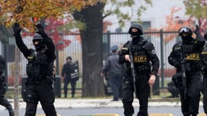  اعتقال 104 أشخاص في دربي بلغراد 