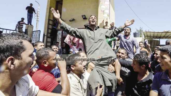 الصفقة.. الخاطفون أطلقوا الجنود بعد تعهد الأمن بعدم ملاحقتهم والإفراج عن معتقلين