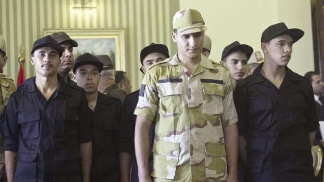 والد المجند إبراهيم صبحى: تلقيت خبر الإفراج عن ابنى من قائد الكتيبة