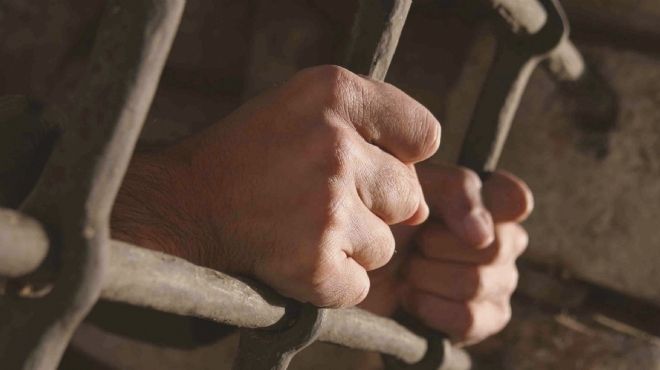  تجديد حبس أحد المتهمين بقتل ضابط شرطة في القليوبية 