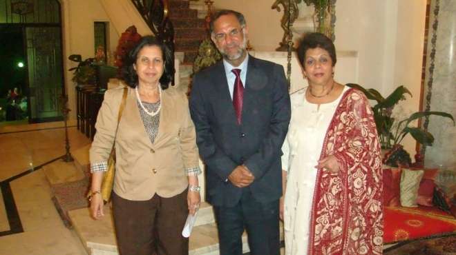  السفير الهندي وزخاري يكرمون علماء مصريين في زمالة 