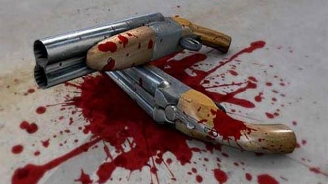 إصابة 9 في معركة بالأسلحة النارية بين عائلتين في المنيا بسبب 