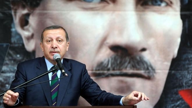 نواب الحزب الحاكم في تركيا يقاضون نواباً بأحزاب المعارضة
