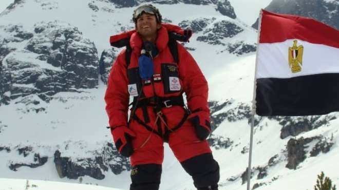  عمر سمرة يحقق إنجازا جديدا ويصل لقمة جبل دينالي في ألاسكا 