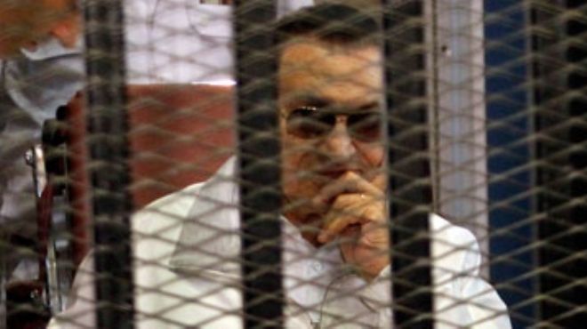 استمرار حبس مبارك رغم تأييد محكمة جنايات شمال القاهرة إخلاء سبيله