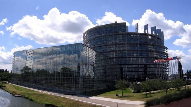 حقوقيون: بيان البرلمان الأوروبى افتقد الحياد والمصداقية