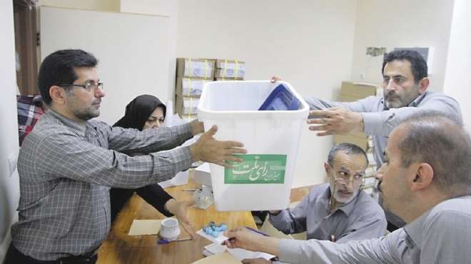  انتخابات الرئاسة الإيرانية: «المرشد» يفوز.. ونهاية عهد «الرئيس القوى» 