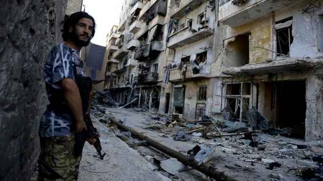 اشتباكات بين الجيش السوري وقوات المعارضة المسلحة في حلب