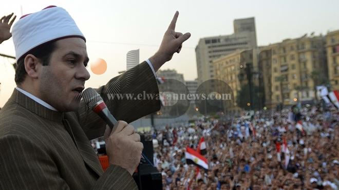 مظهر شاهين: مصر مش عزبة وأطالب بالتوقف عن مديح مرسي