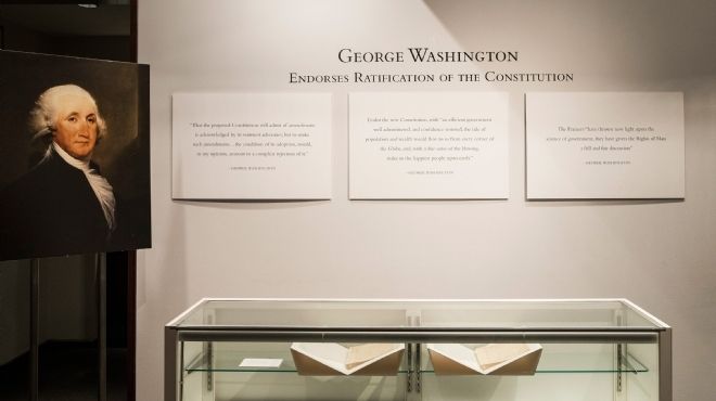 بالصور| توقيعات جورج واشنطن على الدستور للبيع في مزاد دار 