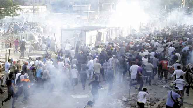 معركة «الحسم»: اشتباكات دامية بين الجيش والمتظاهرين فى العباسية