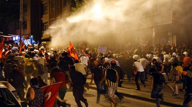 إقالة 22 صحفيا تركيا وإجبار 37 أخرين على الاستقالة على خلفية احتجاجات 