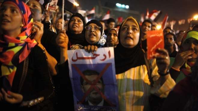 متظاهرو التحرير يرفضون ما جاء في خطاب الرئيس مرسي ويطالبون برحيله