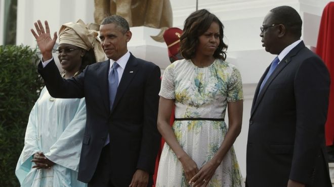 بالصور| أوباما يلتقي رئيس السنغال في القصر الرئاسي في دكار
