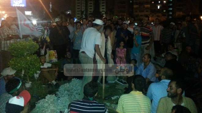 تزايد أعداد متظاهري التيار الإسلامي في ميدان رابعة العدوية