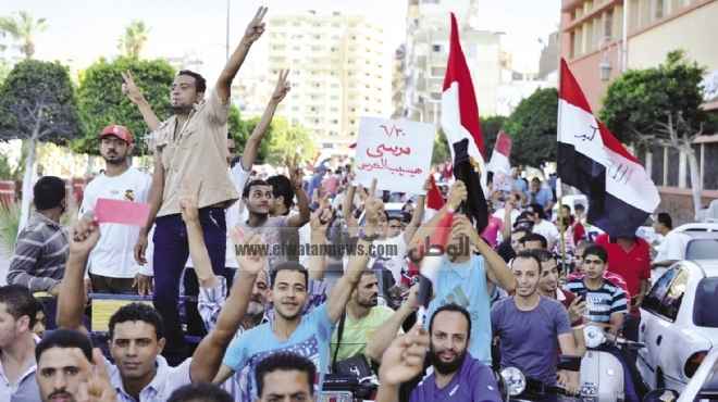 مسيرات حاشدة لتأييد الجيش في بورسعيد ومحاكمة الإخوان 