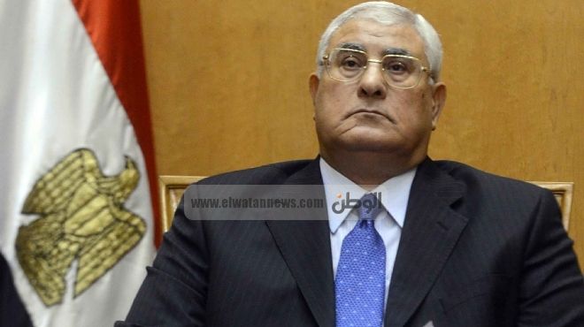  عاجل| الرئيس يصدر إعلانا دستوريا بحل مجلس الشورى وتعيين رئيس جديد للمخابرات