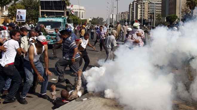  إصابة 6 واعتقال 15 في اشتباكات دامية بين الإخوان والأهالي في شوارع شبين الكوم