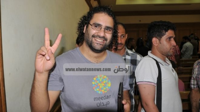 بالفيديو| المحكمة تقرر إخلاء سبيل علاء عبد الفتاح