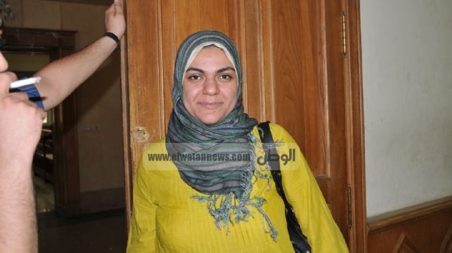  نوارة نجم تسخر من منفذي الهجوم على كنيسة العذراء: الطفلة ضحية الحادث من أطاحت بمرسي 