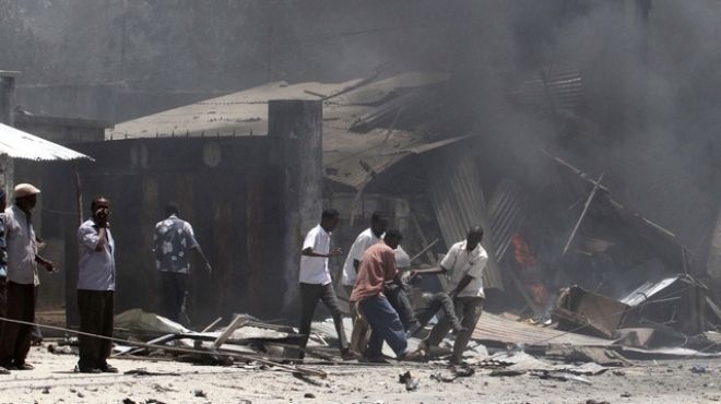  عاجل| سقوط ضحايا في هجوم بسيارة مفخخة في مقديشو 