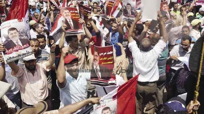  أنصار المعزول يحاولون حصار وزارة الكهرباء.. والأمن ينتشر أمام محكمة شمال القاهرة