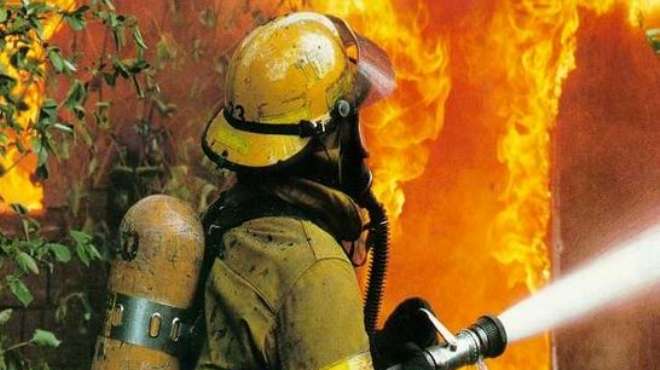  إصابة 11 عاملا في حريق بأحد المطاعم الشهيرة بدسوق 