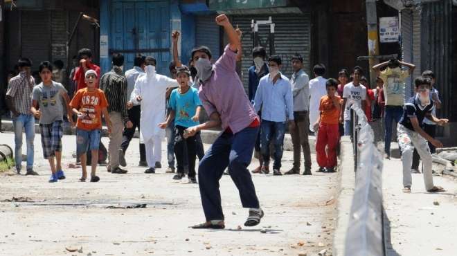  بالصور| مظاهرات في الهند بعد مقتل 4 مواطنين في كشمير 