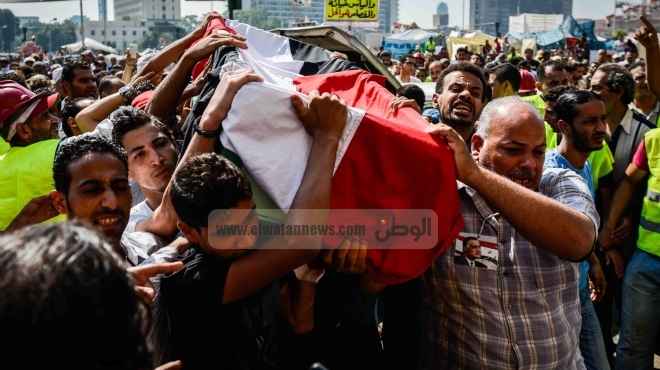  الآلاف يشيعون جنازة الضحية الرابعة لنساء المنصورة في مسيرة تأييد 