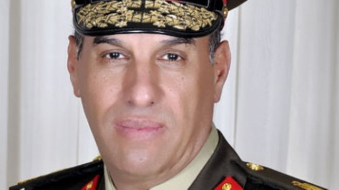 قائد المنطقة المركزية العسكرية يتفقد الحالة الأمنية في ميدان 
