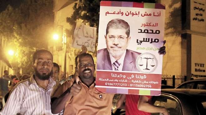 فوز مرسى أنقذ «الثانوية» من التأجيل و«اللجان الشعبية» من السهر.. وأعاد الباعة الجائلين إلى الميدان