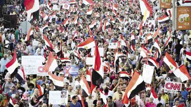 مبادرات مصرية وأجنبية لمواجهة تداعيات «30 يونيو».. مصلحتك أولاً
