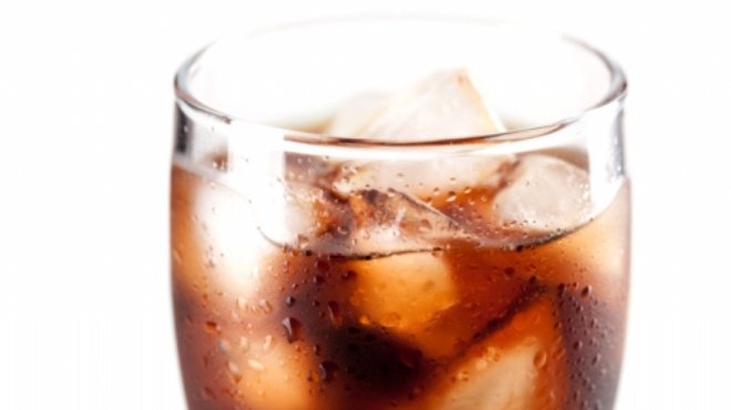  دراسة طبية: المشروبات المثلجة وراء الإصابة بمرض السكر والبدانة 