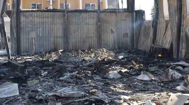 مقتل 20 بينهم طفلان في غارة على سوق خضار ومحيط مشفى في 