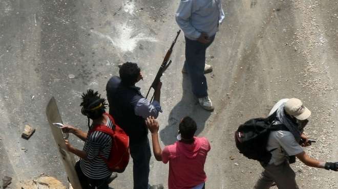  النيابة تنتقل إلى مديرية أمن قنا للتحقيق مع 32 من أنصار مرسي 