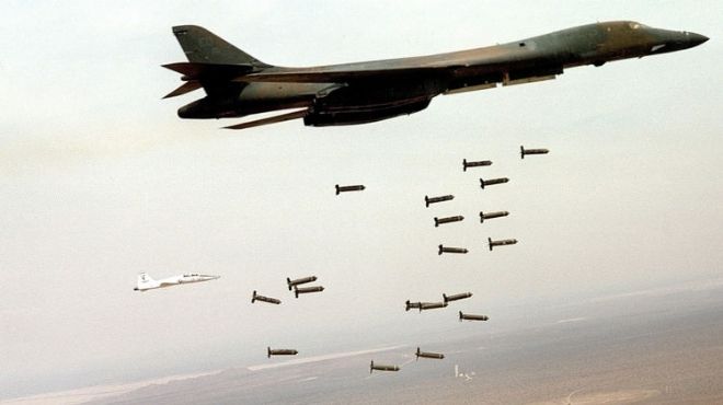قاذفات بي-52 أميركية تحلق فوق منطقة دفاع جوي صينية