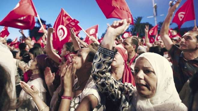  الإسلاميون والمعارضة التونسية يجرون مشاورات جديدة لاختيار رئيس وزراء مستقل 