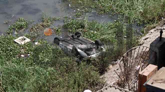 كارثة فى المنوفية.. سقوط 5 سيارات من معدية فى نهر النيل وغرق 6 أشخاص