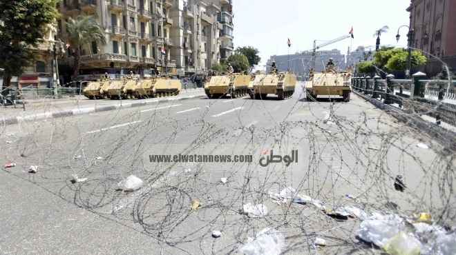 الجيش يغلق ميدان التحرير بالمدرعات.. والداخلية تنتشر بـ«سيمون بوليفار»