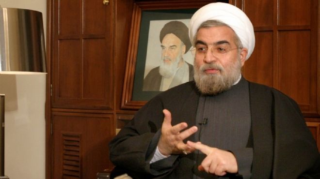 الرئيس الإيراني: تطبيق الشريعة الإسلامية ليس من مهام الشرطة