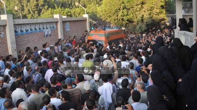 جنازة مهيبة لشهيد البحيرة ضحية الإرهاب في بورسعيد