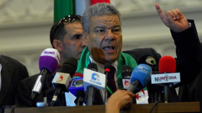أمين عام حزب السلطة الجزائري يتودد إلى أكبر زعيم تاريخي معارض في البلاد