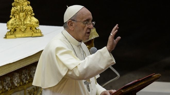 البابا فرنسيس والفاتيكان ينتقدان 