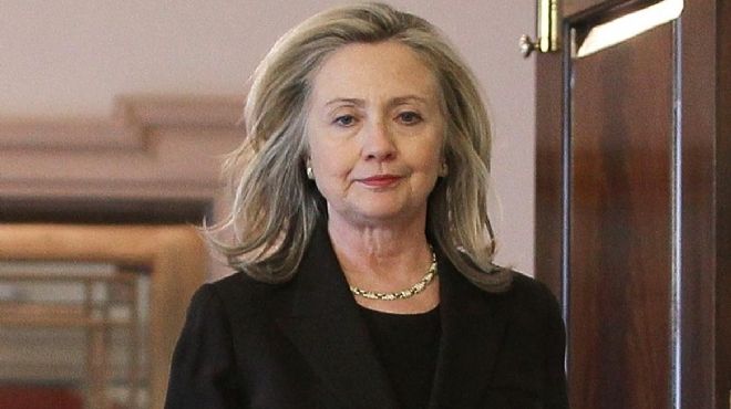 هيلاري كلينتون تكشف تفاصيل الهجوم على القنصلية الأمريكية ببنغازي 2012