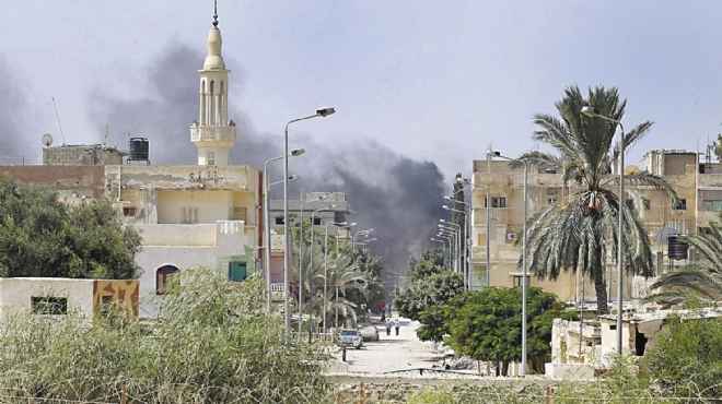 إصابة ضابطين ومجندين في انفجار عبوة ناسفة بطريق ساحل البحر بالشيخ زويد