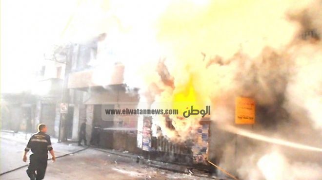  قوات الحماية المدنية تسيطر على حريق محدود بشركة الزيوت شرق الإسكندرية 