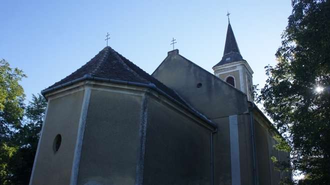  استنفار أمني حول كنائس السويس بعد انفجار أمس 